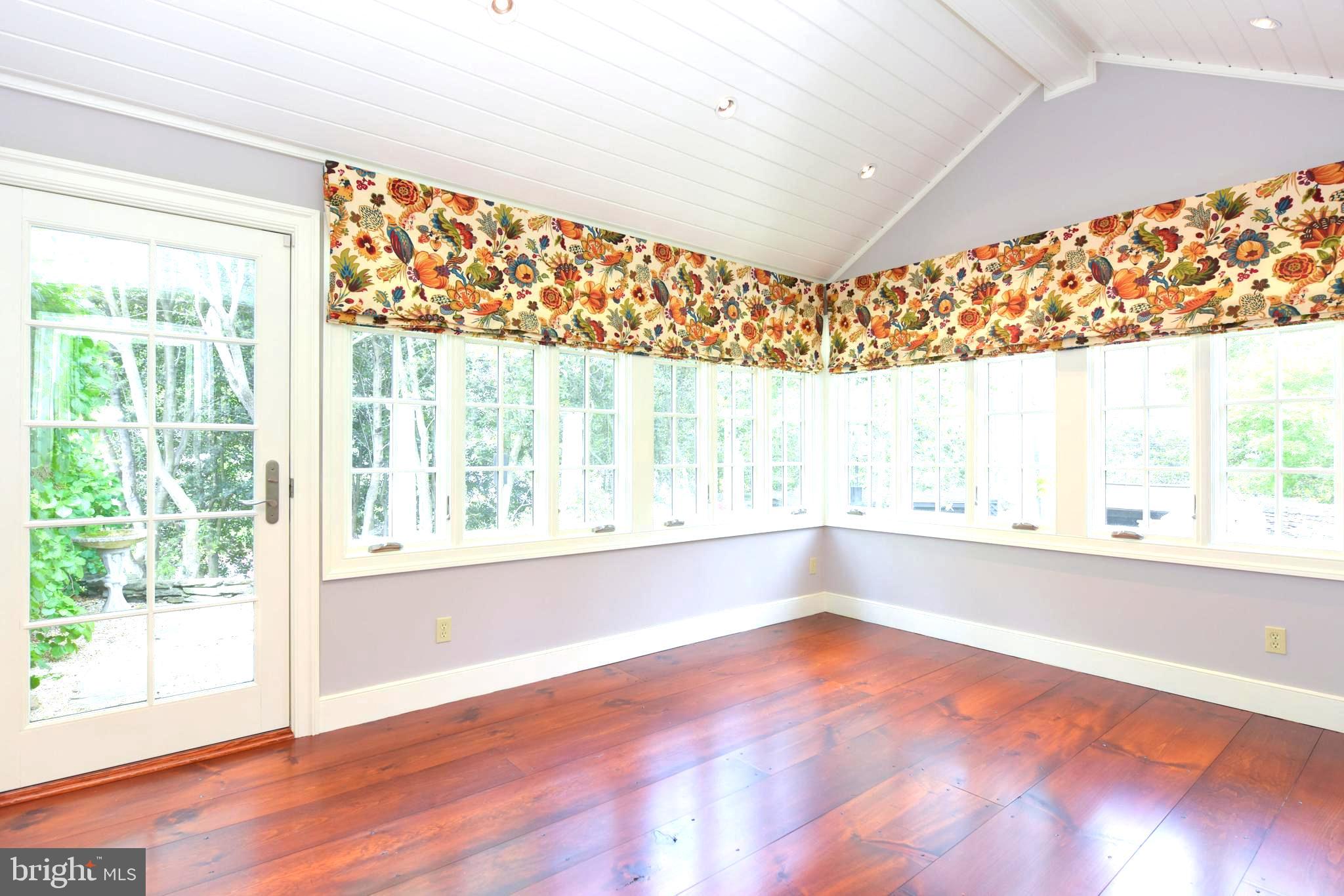 CHESTERBROOK WOODS - Residential