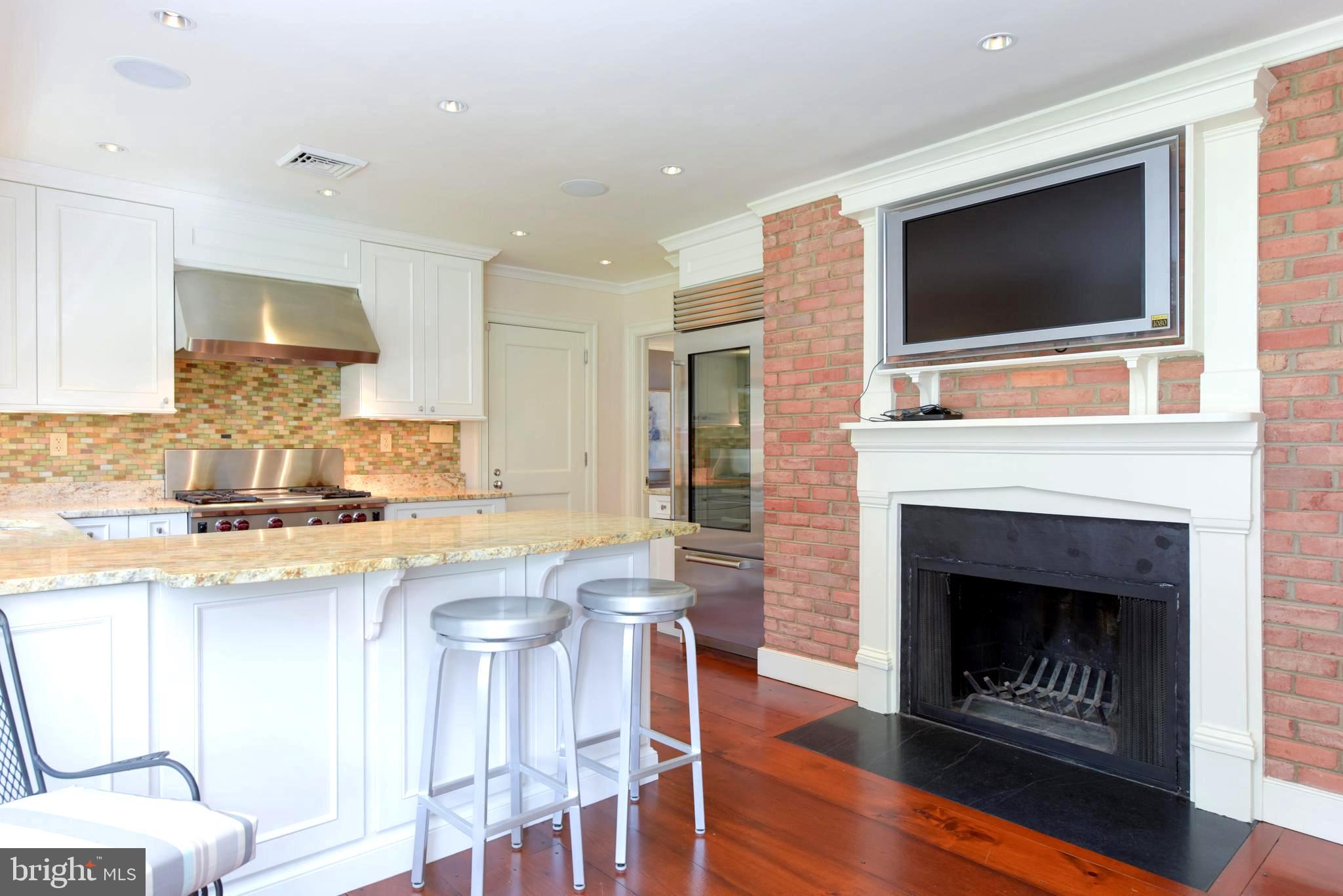 CHESTERBROOK WOODS - Residential