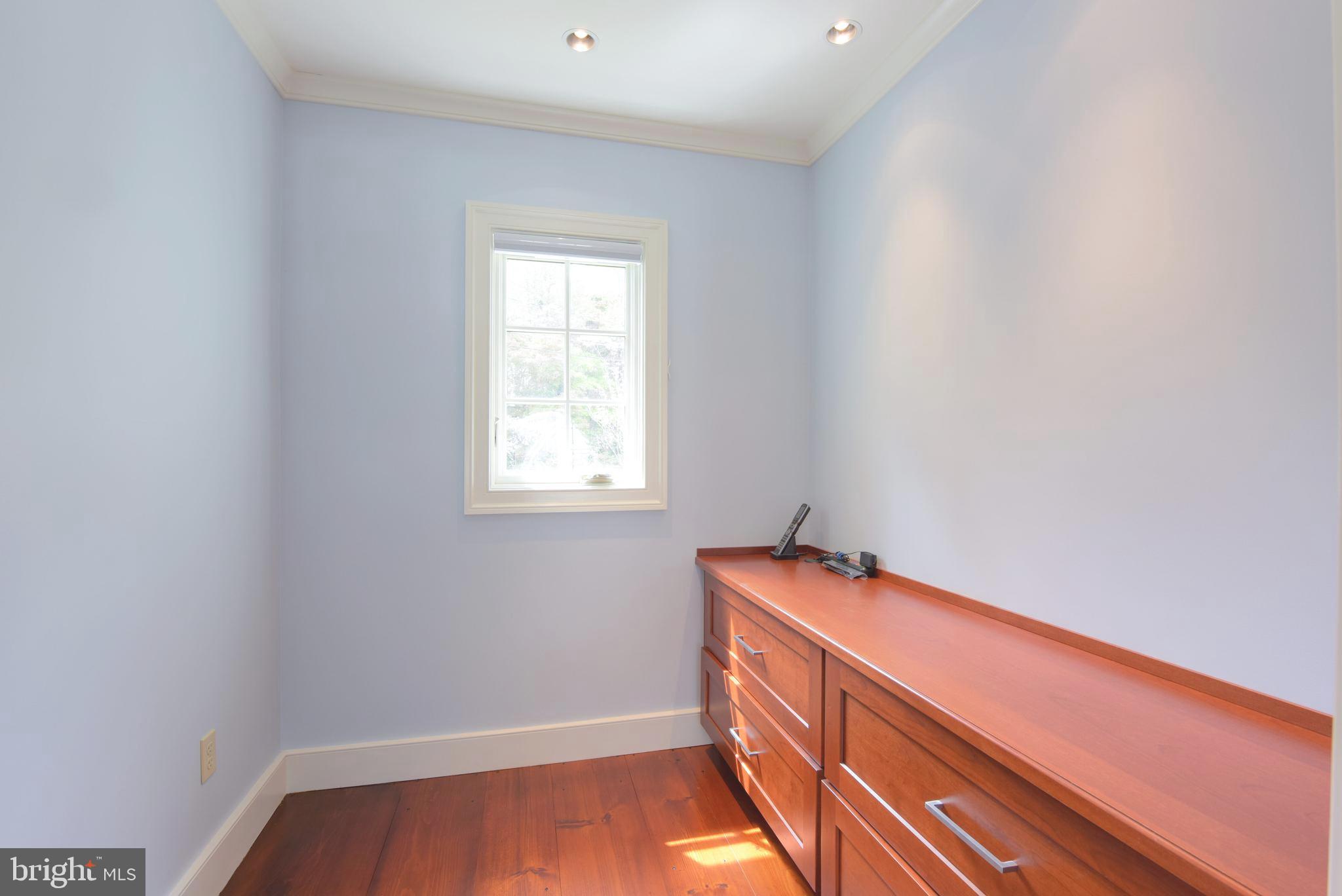 CHESTERBROOK WOODS - Residential