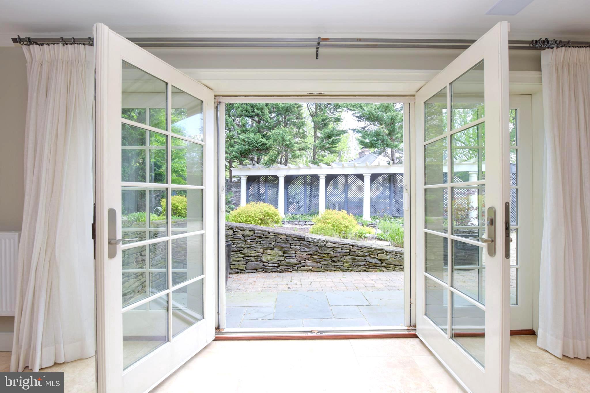 CHESTERBROOK WOODS - Residential