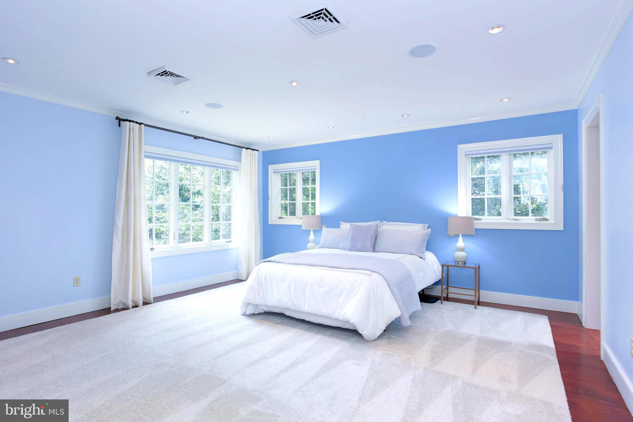 CHESTERBROOK WOODS - Residential