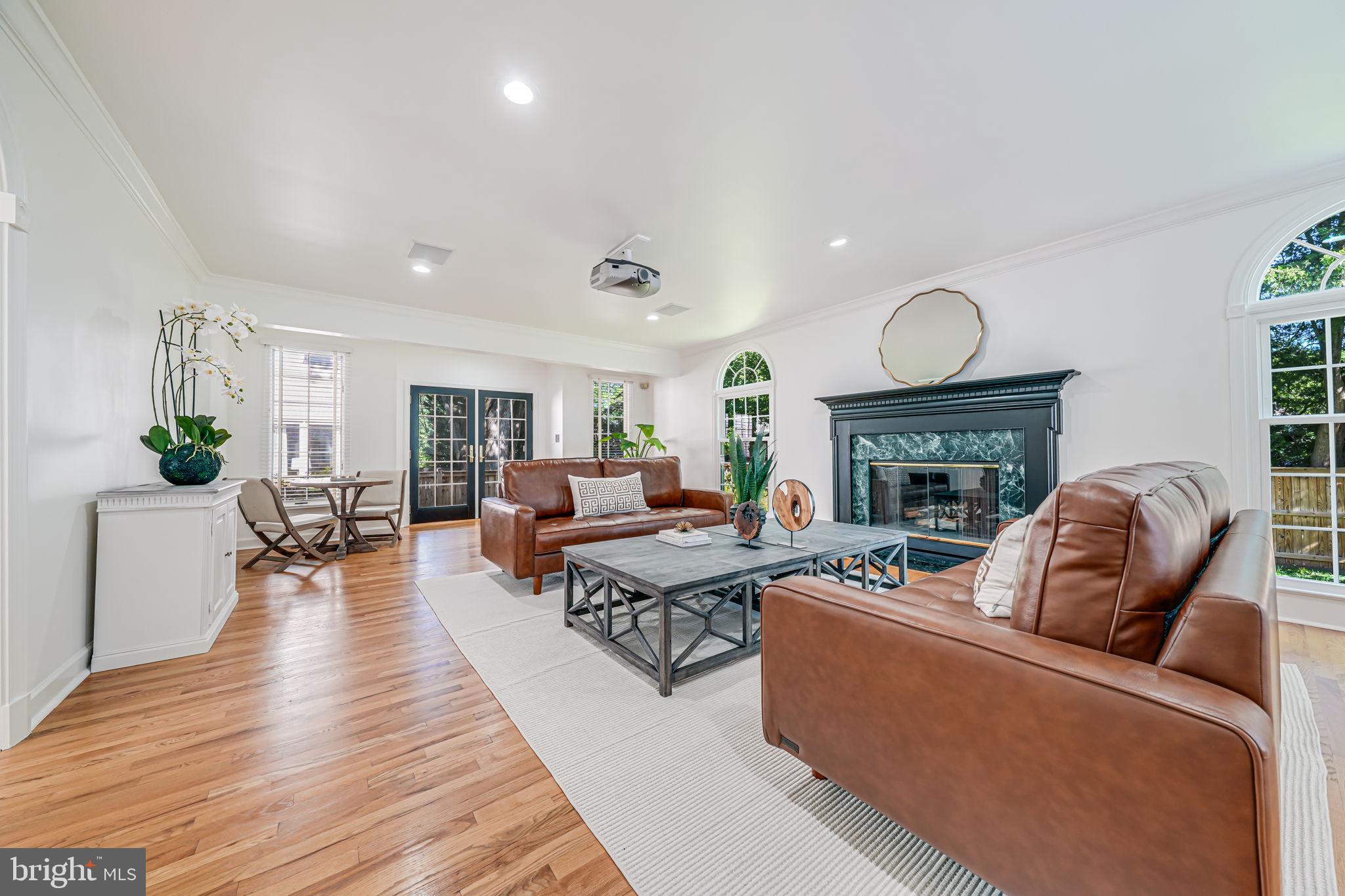 CHEVY CHASE TERRACE - Residential