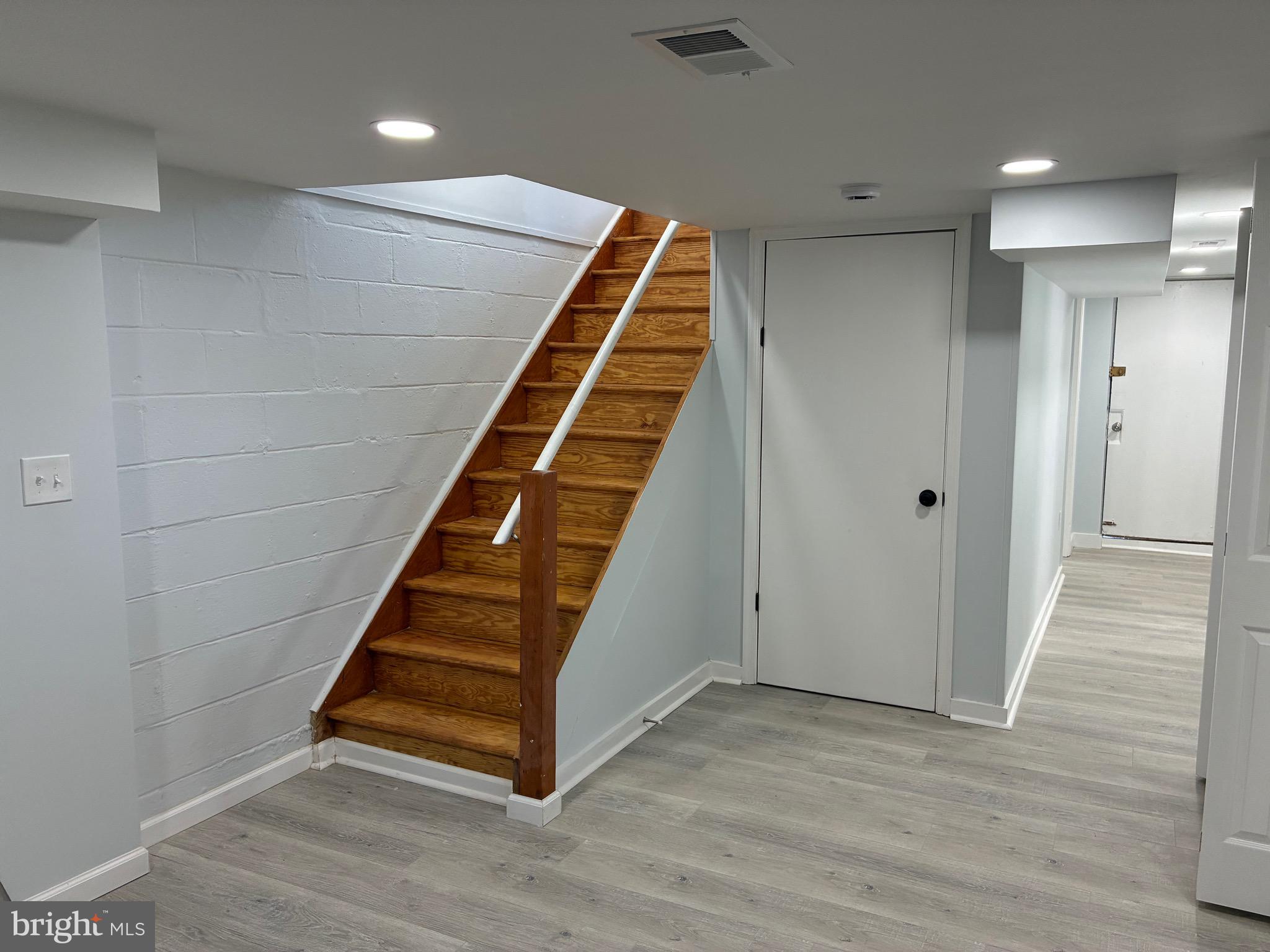 LAKELAND - Residential