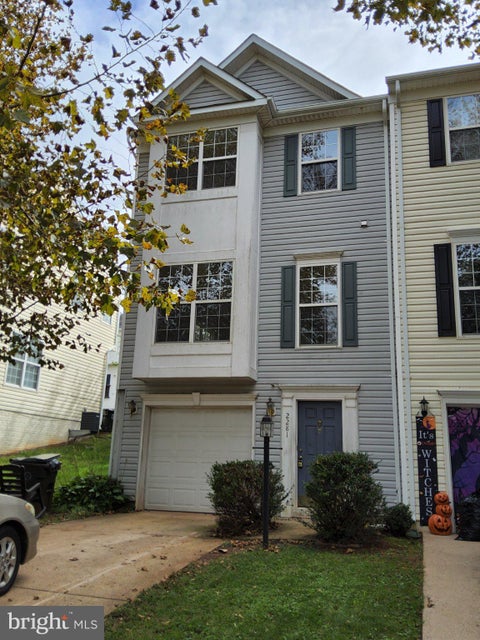 Townhouse For Rent - 2281 Forsythia Drive<br/> CULPEPER, VA 22701