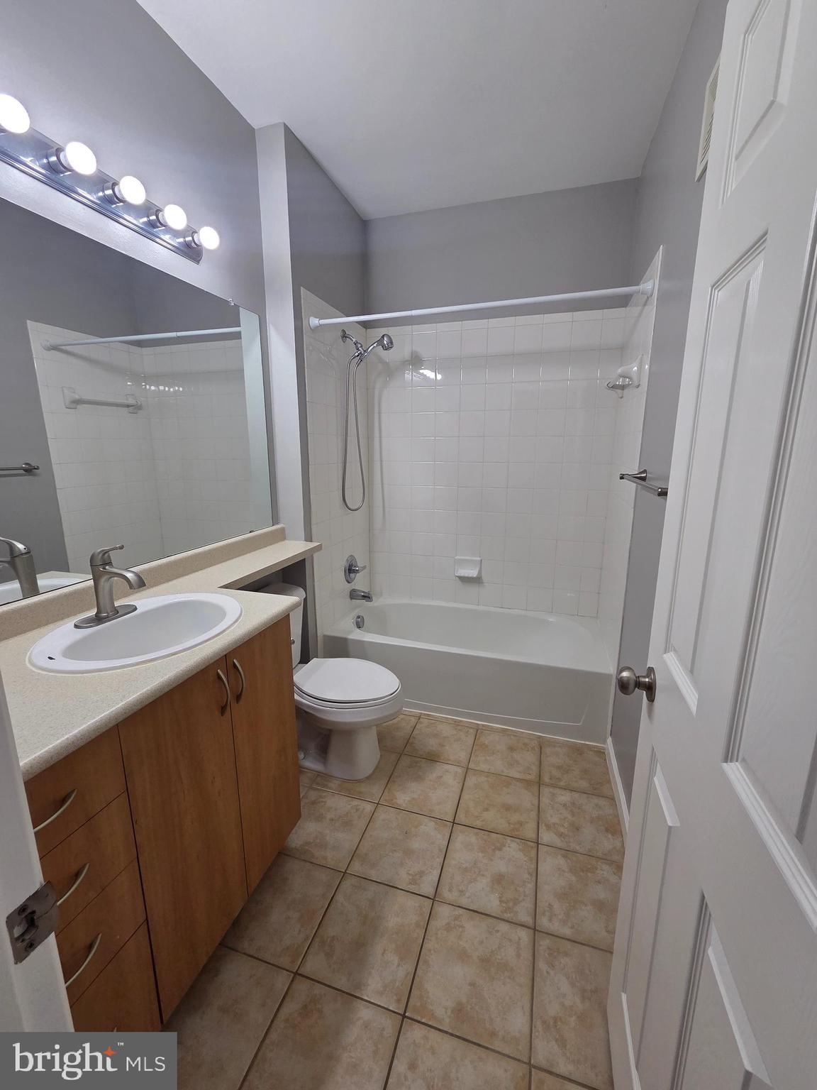 THE ASHMORE - Residential