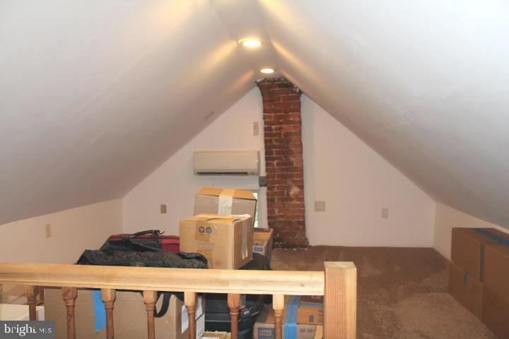 HAGERSTOWN - Residential