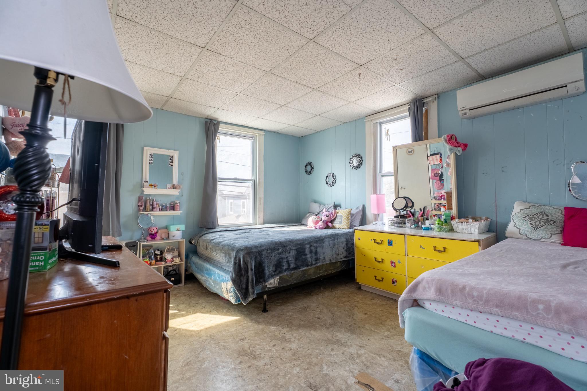 401 SE SOUTHEAST FRONT STREET