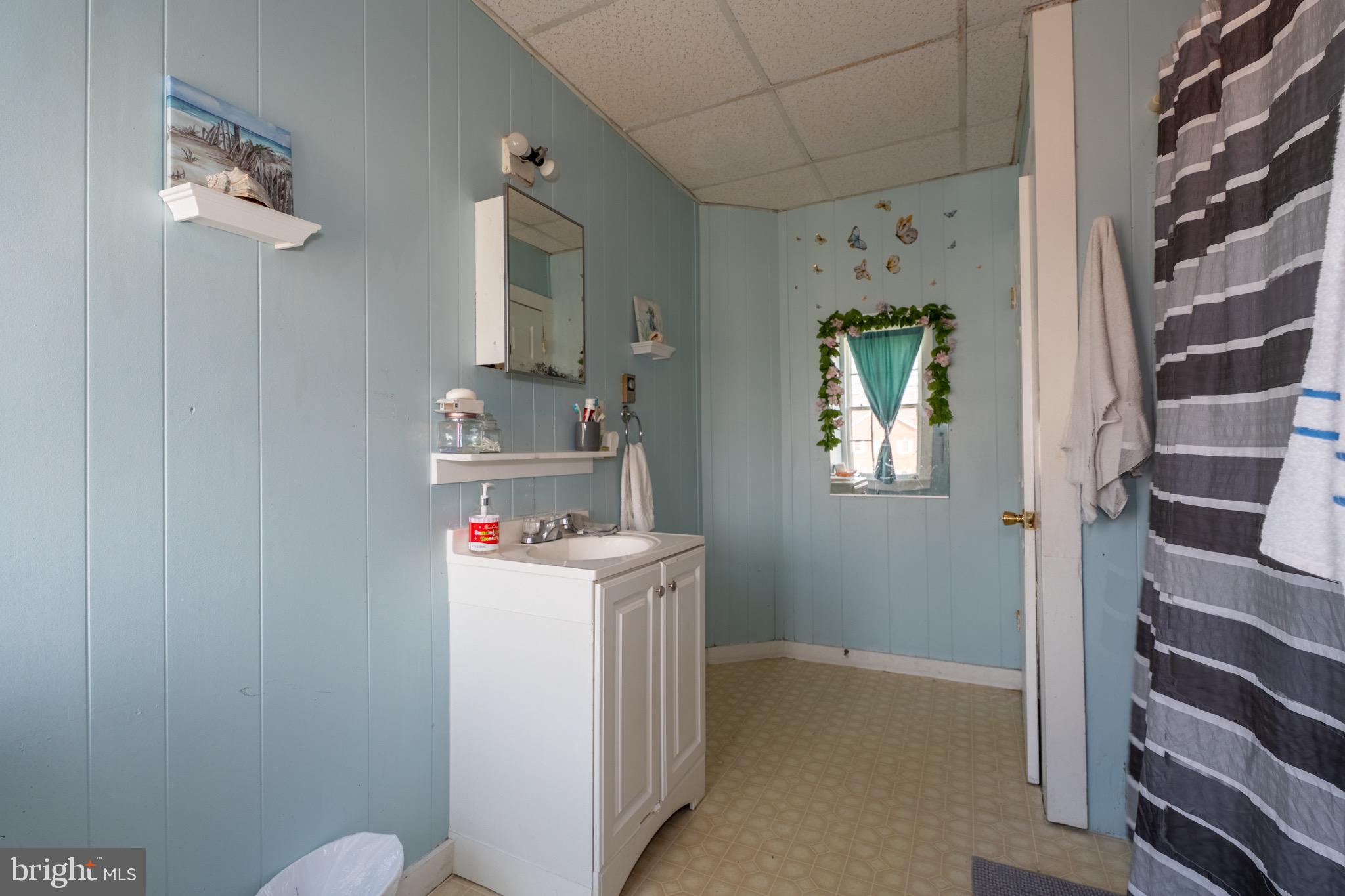 401 SE SOUTHEAST FRONT STREET