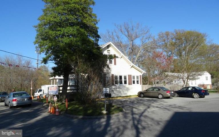 NONE AVAILABLE - Commercial Lease