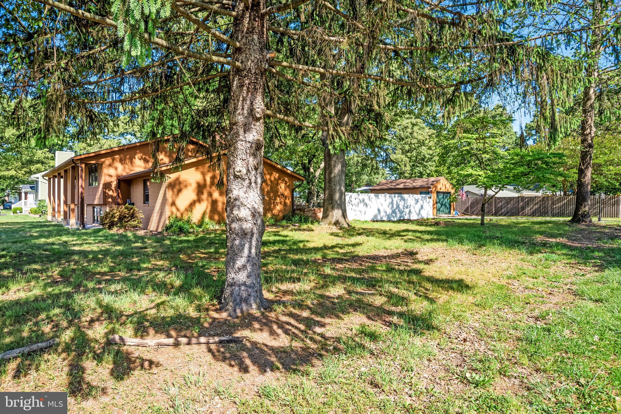 ELMHURST - Residential