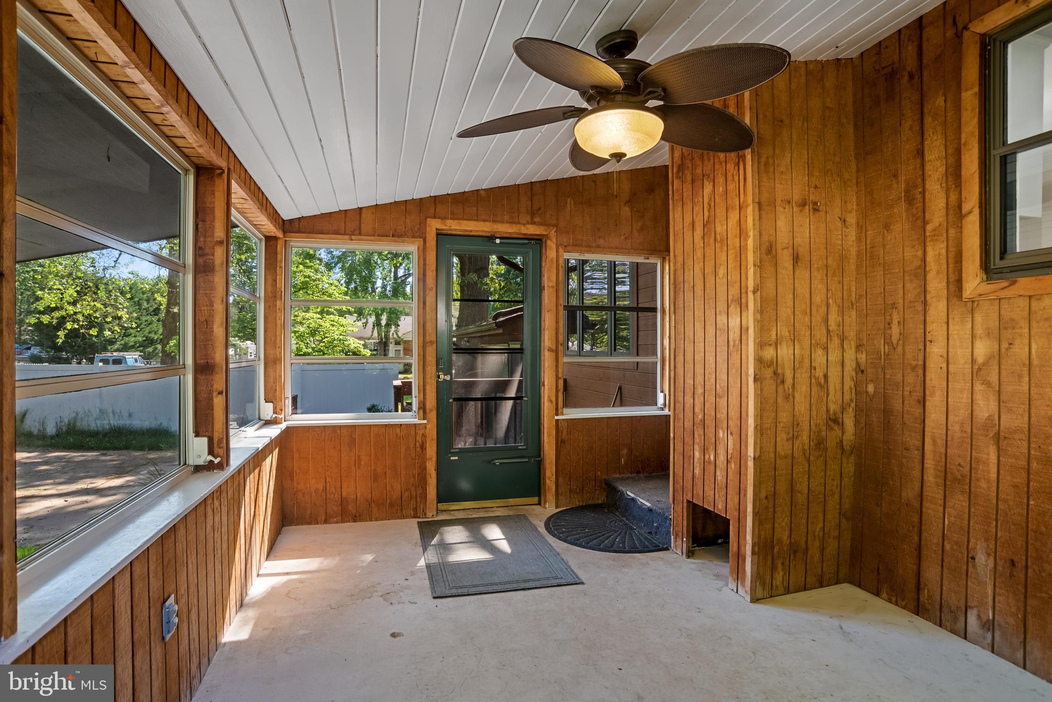 ELMHURST - Residential