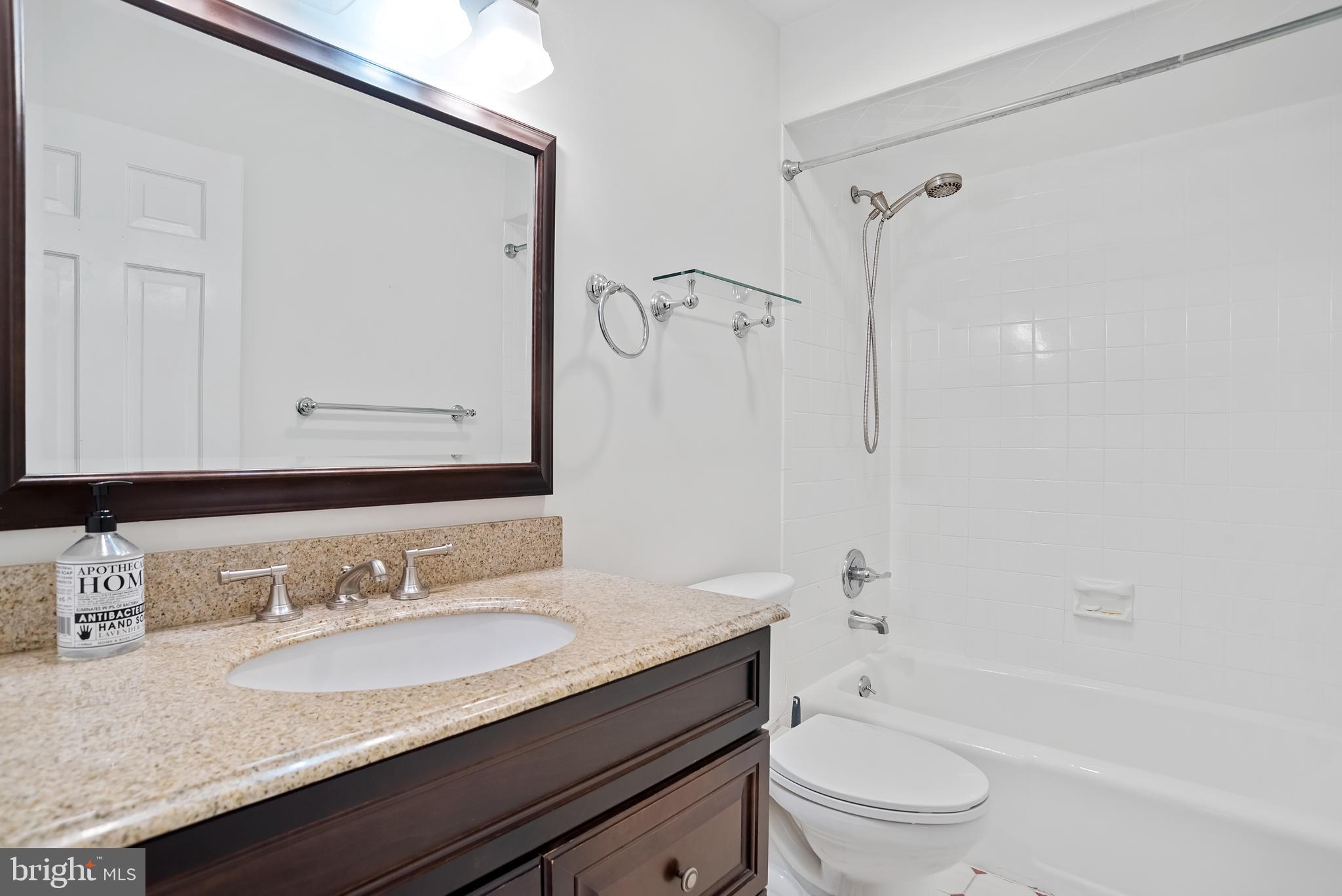 ELMHURST - Residential