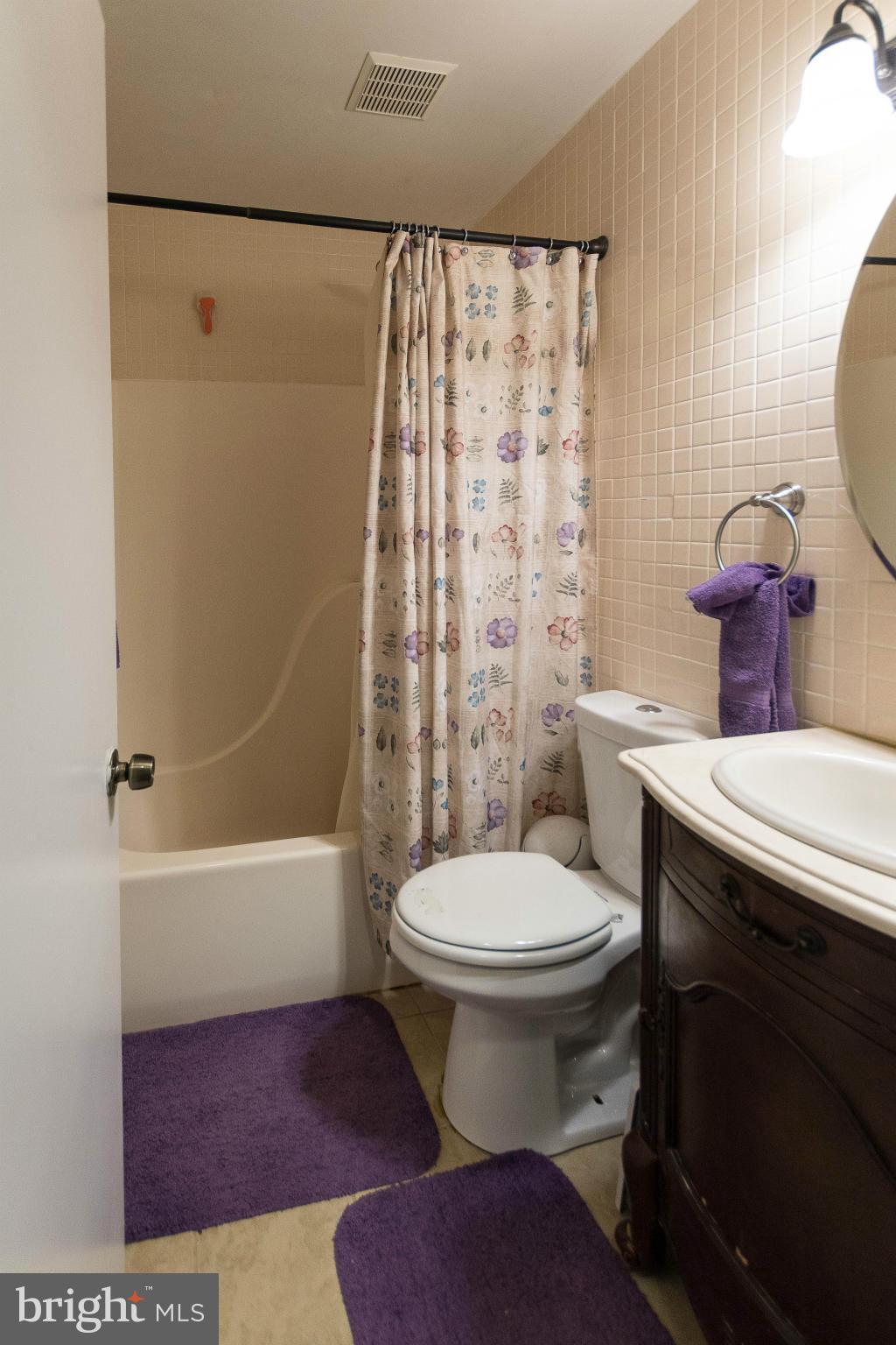 CLOVERBERRY - Residential