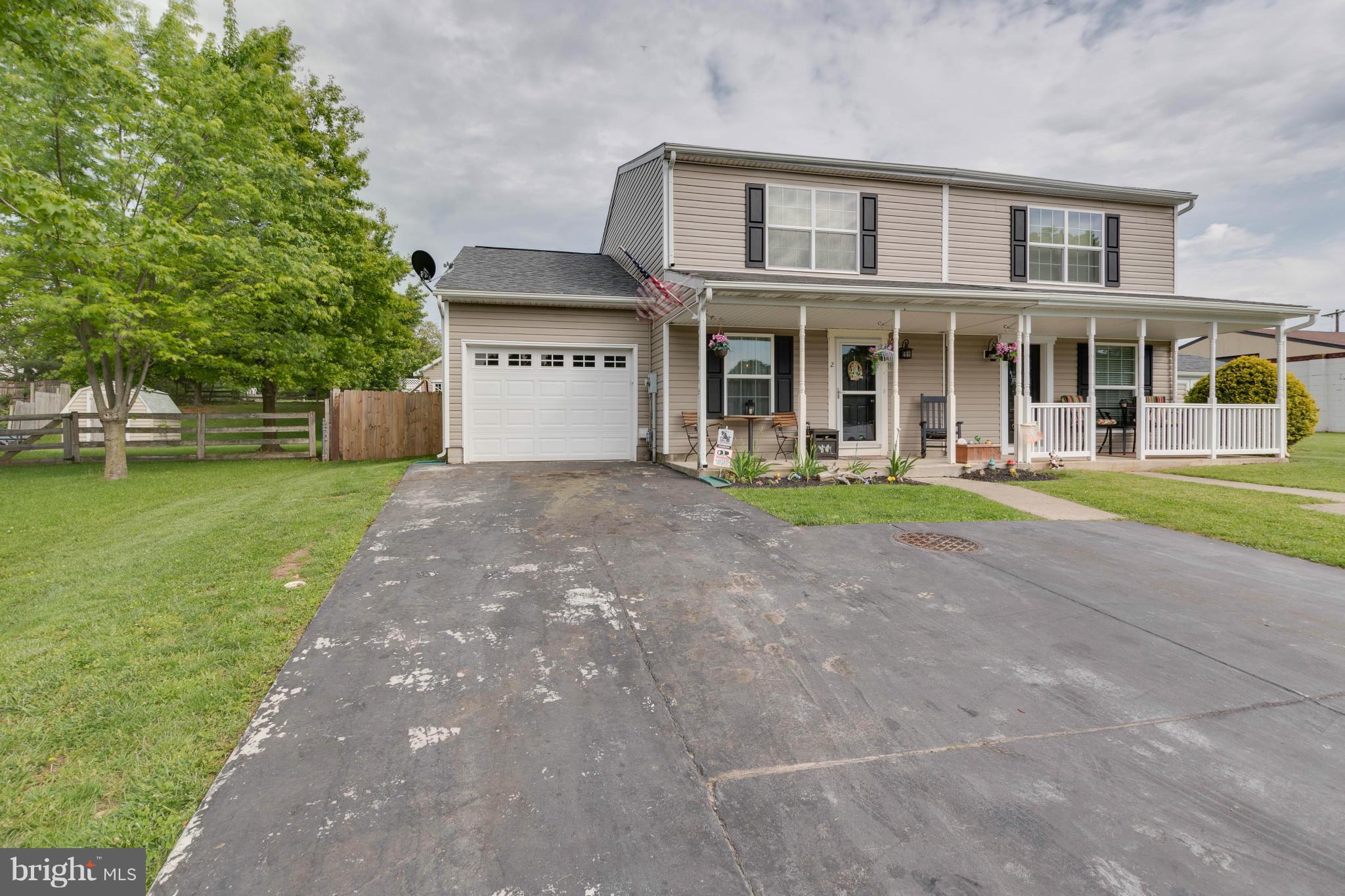 CLOVERBERRY - Residential