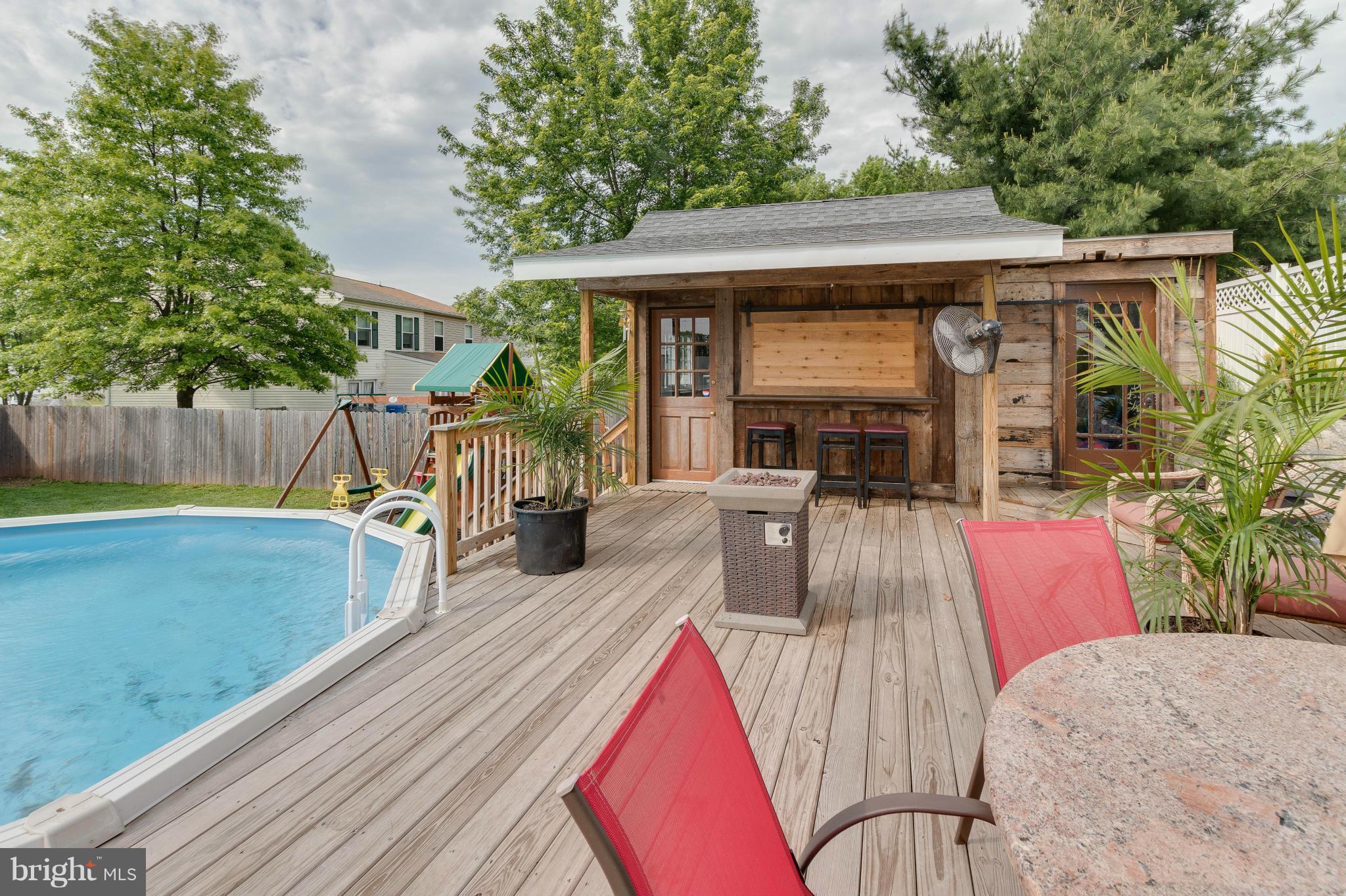 CLOVERBERRY - Residential