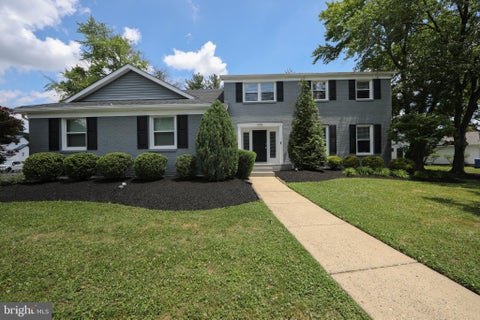 Homes For Sale - 1905 Morris Drive<br/> CHERRY HILL, NJ 08003