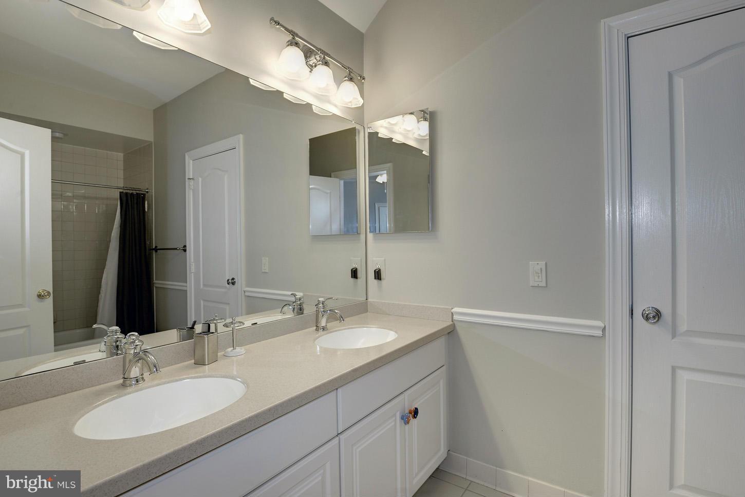 THE RESERVE - Residential