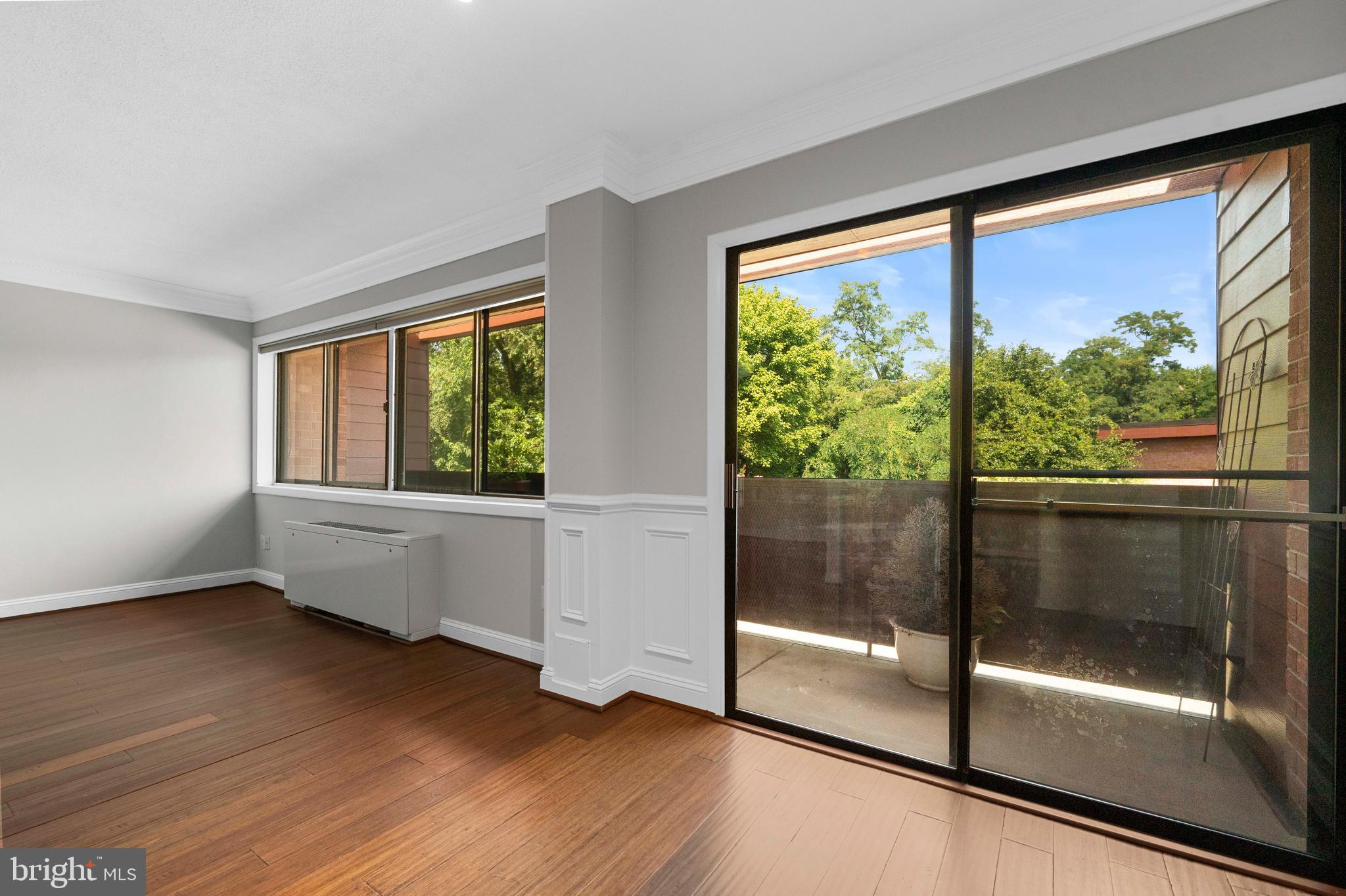 GEORGE MASON VILLAGE - Residential