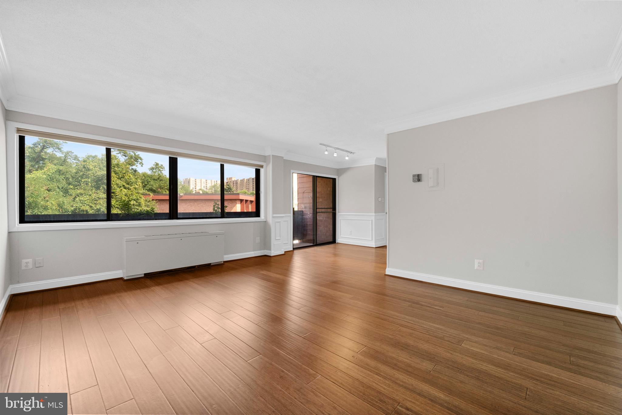 1525 S GEORGE MASON DRIVE S 20