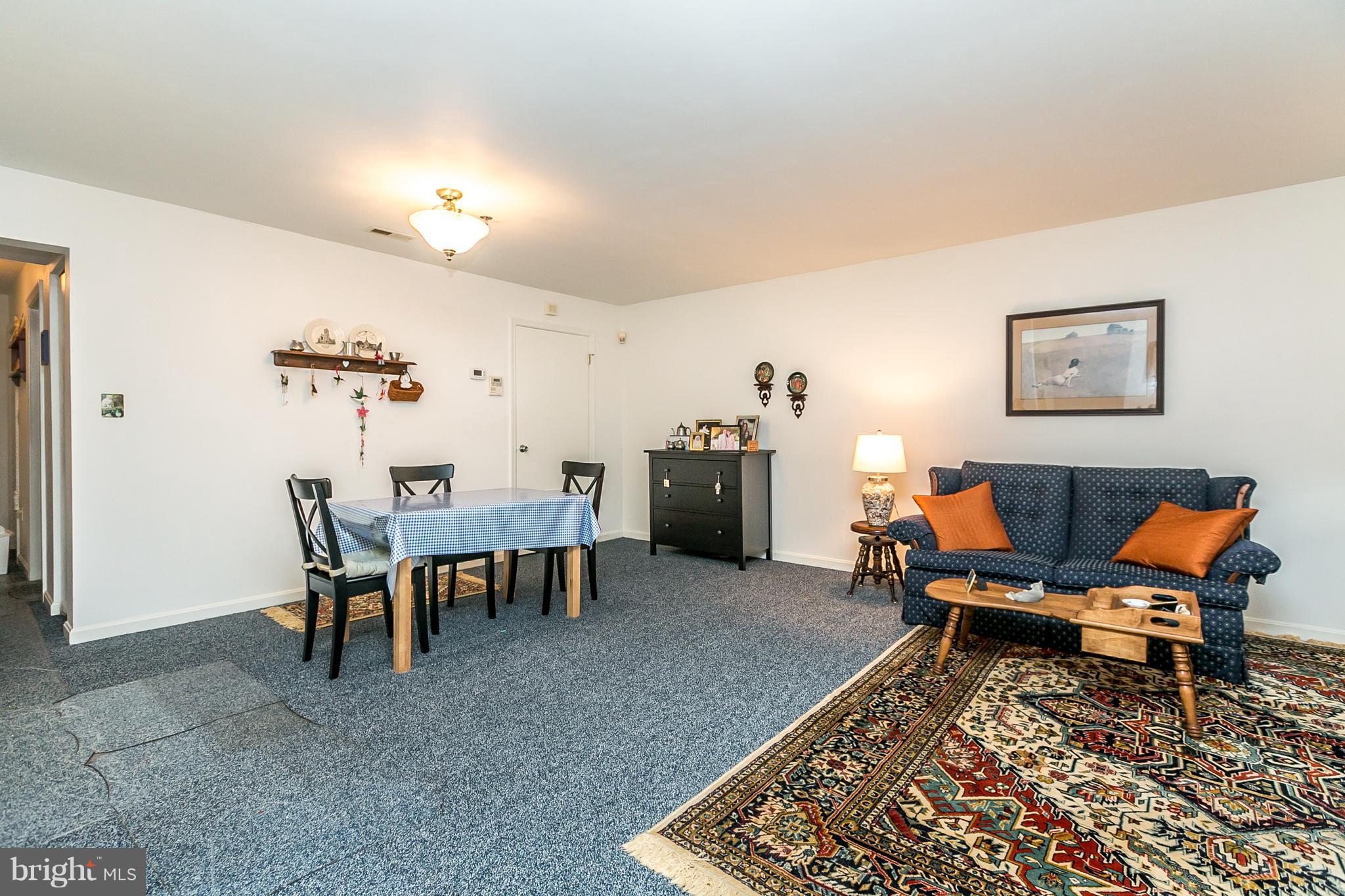 HARRIS HILL - Residential