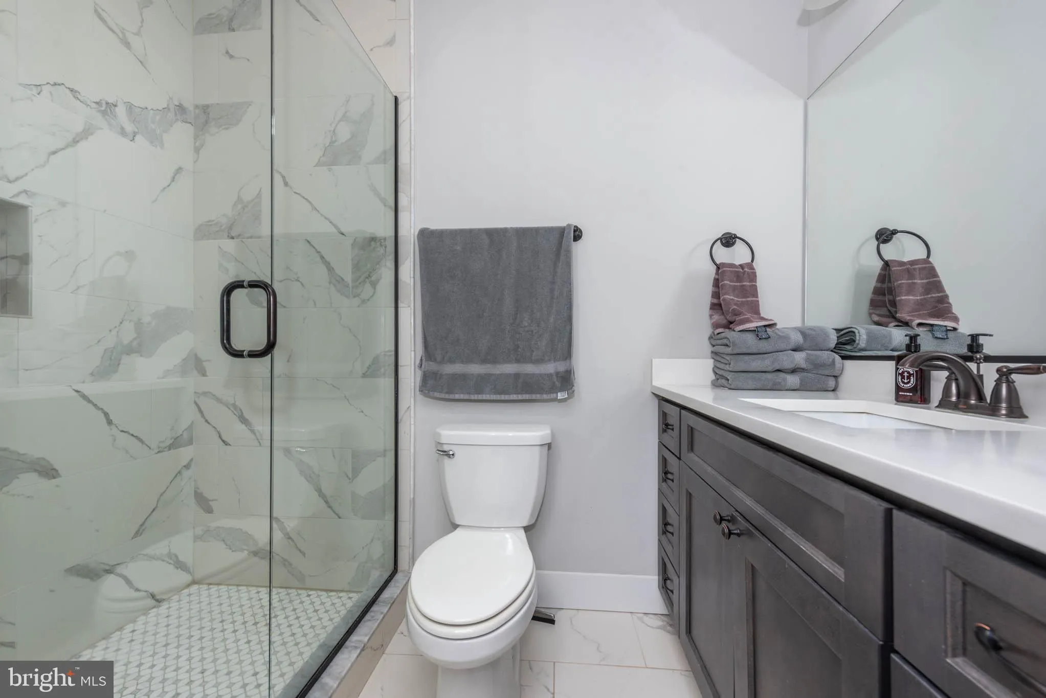 Baltimore, Maryland 21211, United States, 3 Bedrooms Bedrooms, ,3 BathroomsBathrooms,Residential,Pending,12779