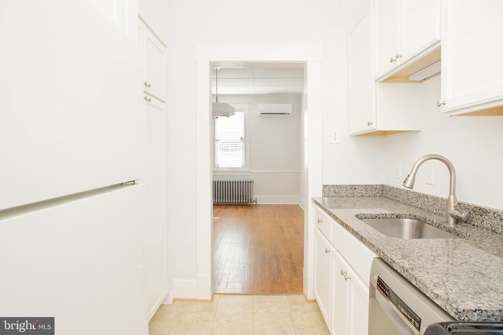EASTPORT - Residential Lease