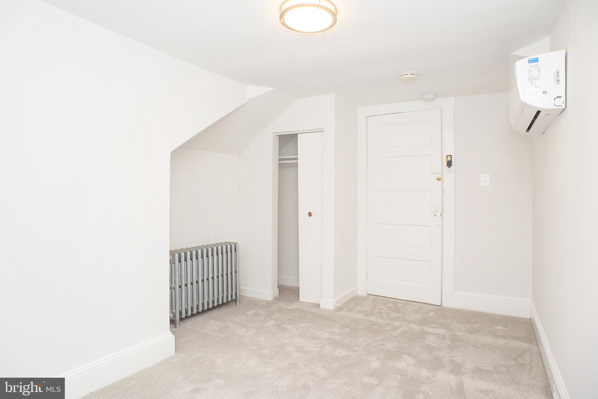 EASTPORT - Residential Lease