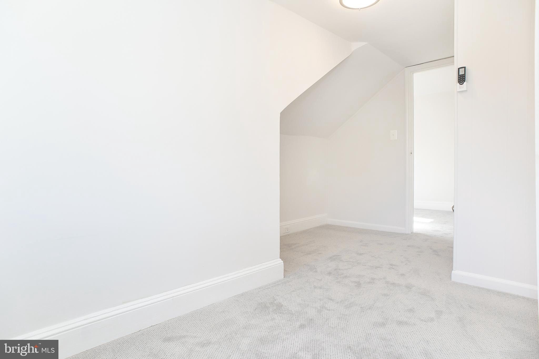EASTPORT - Residential Lease