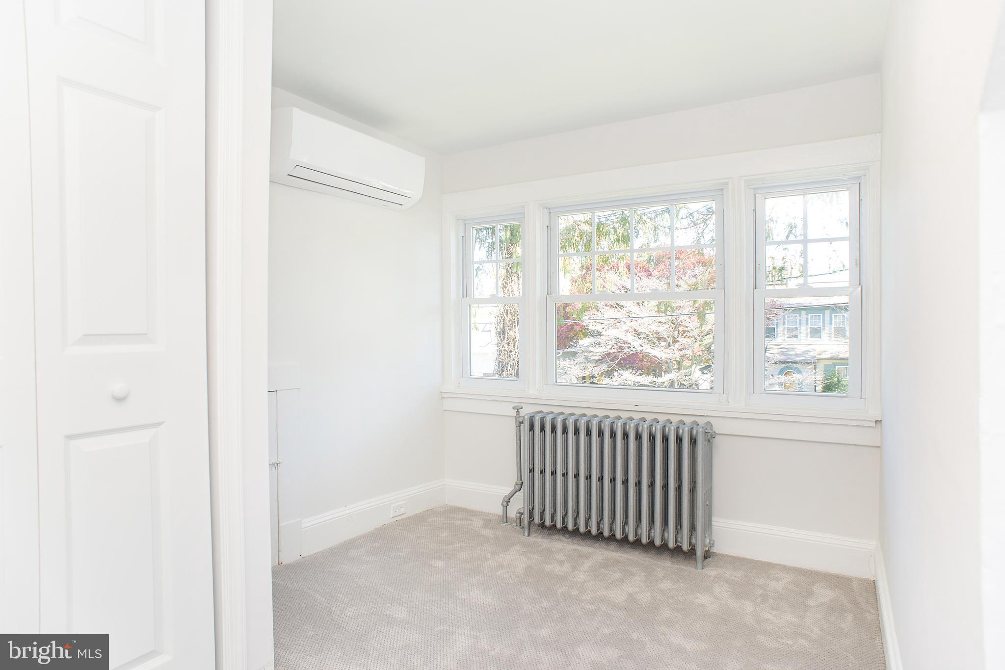 EASTPORT - Residential Lease