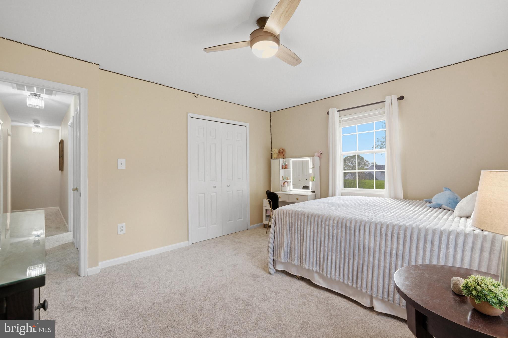 VICTORIA STATION - Residential