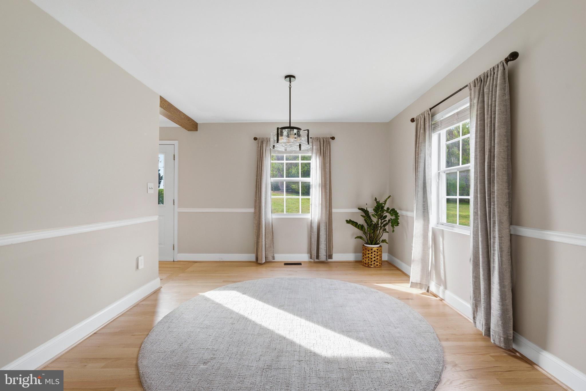 VICTORIA STATION - Residential