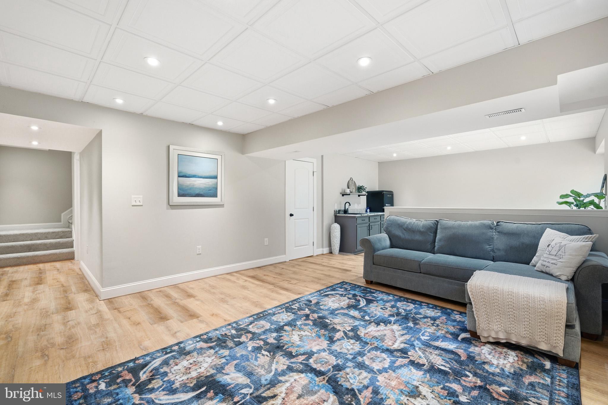 VICTORIA STATION - Residential