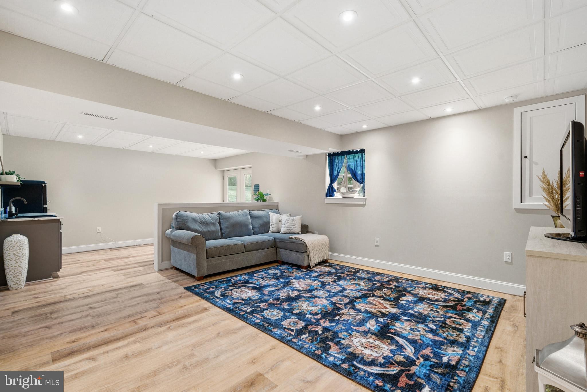 VICTORIA STATION - Residential