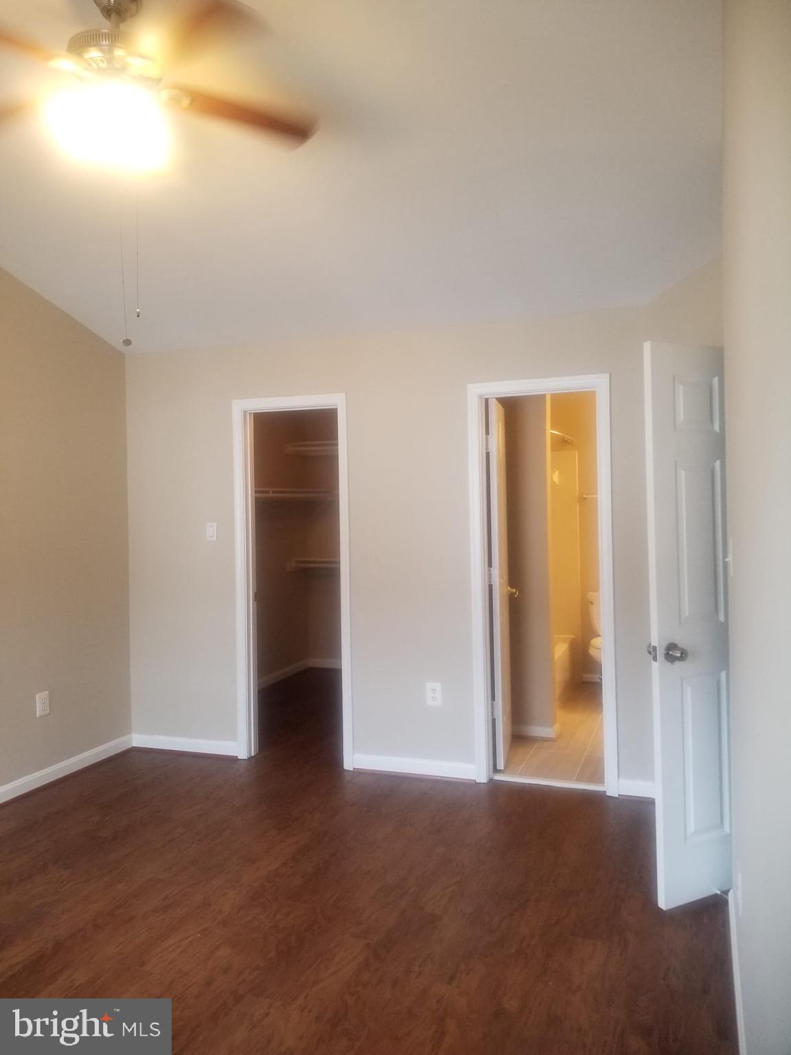 MCNAIR FARMS LANDBAY - Residential Lease