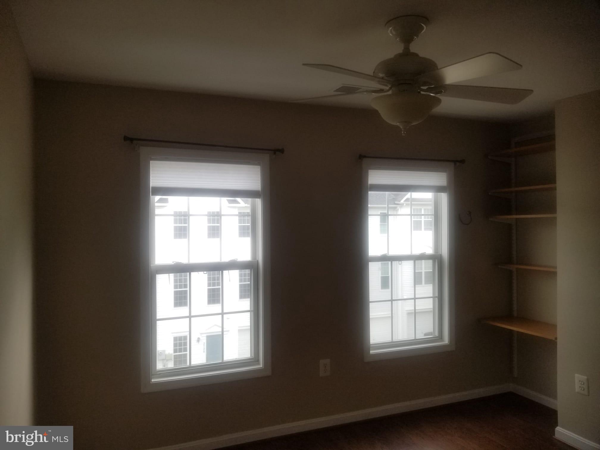 MCNAIR FARMS LANDBAY - Residential Lease