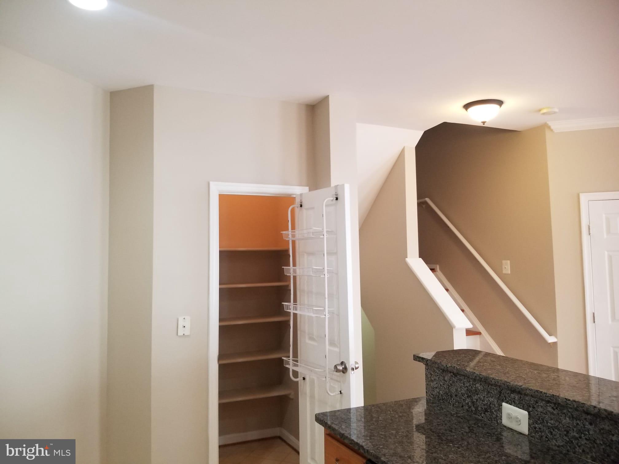 MCNAIR FARMS LANDBAY - Residential Lease