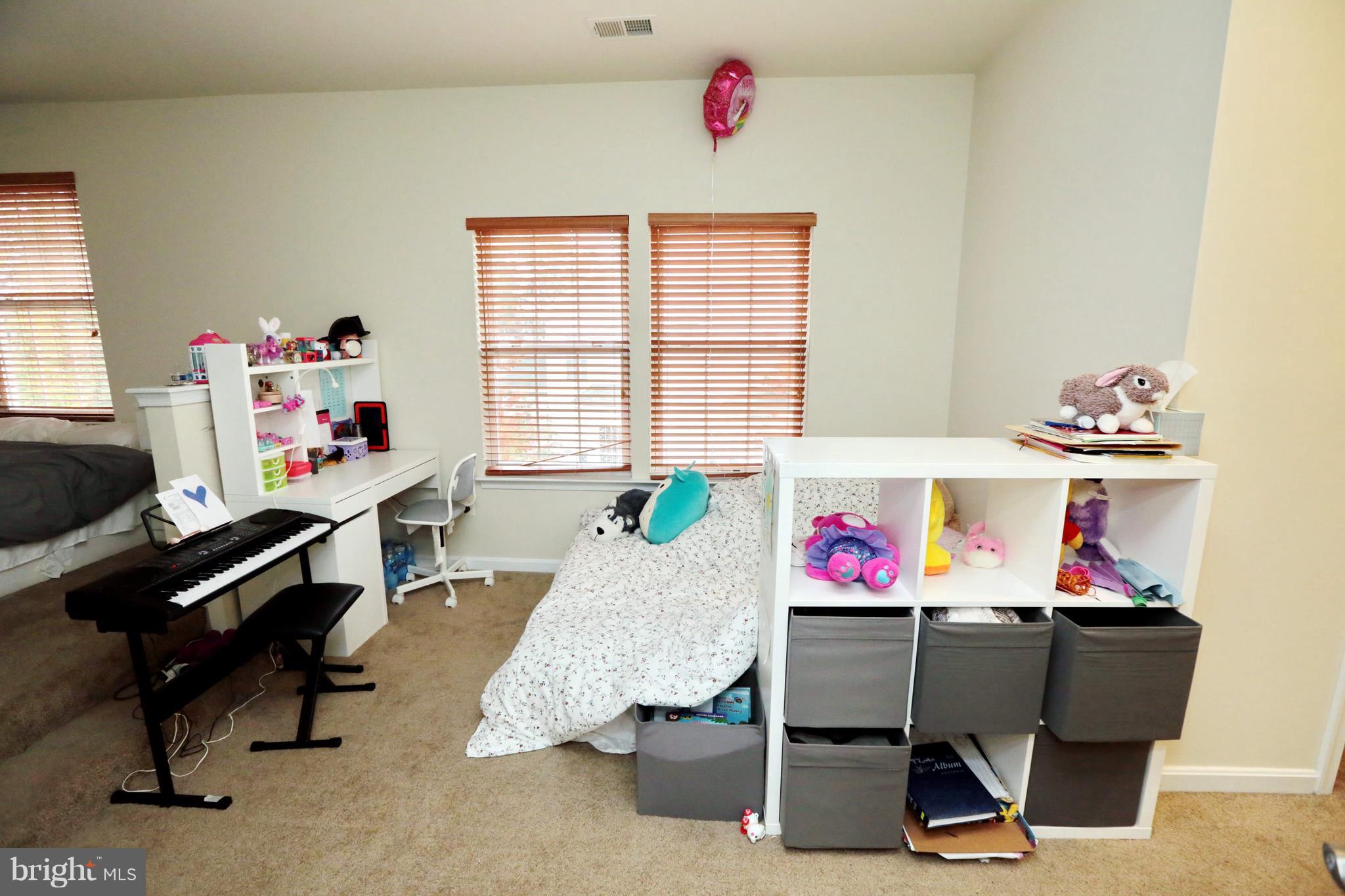 SHEFFIELD/FAIRWAY VILLAGE - Residential