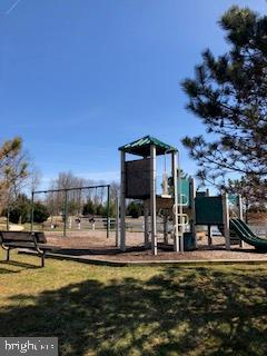 SHEFFIELD/FAIRWAY VILLAGE - Residential