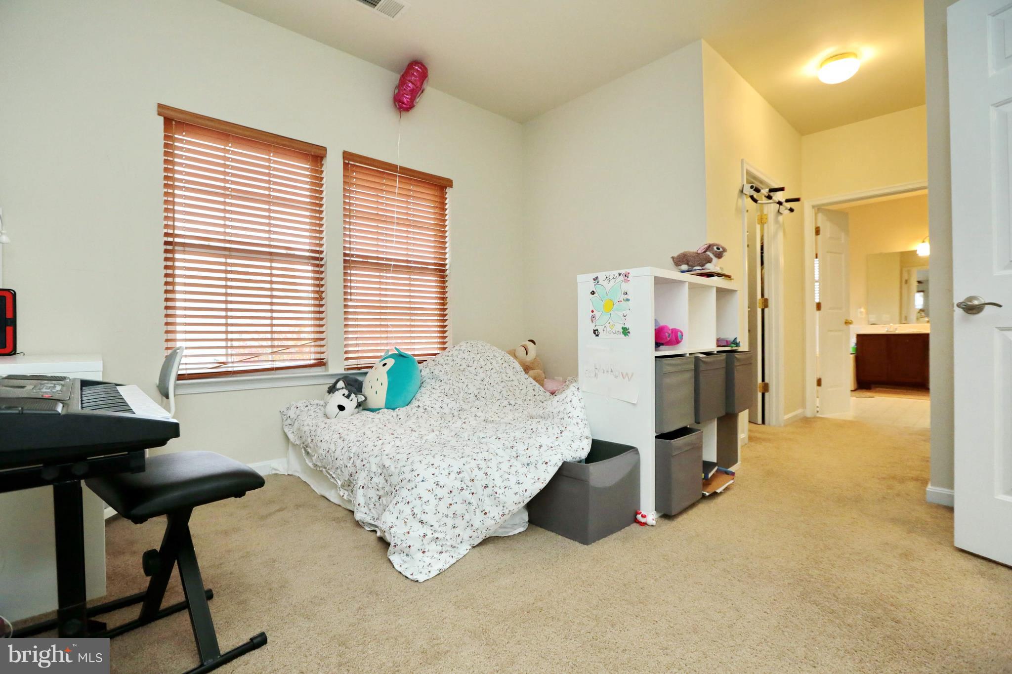 SHEFFIELD/FAIRWAY VILLAGE - Residential