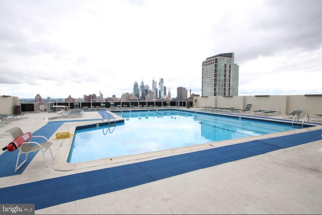 SOCIETY HILL - Residential