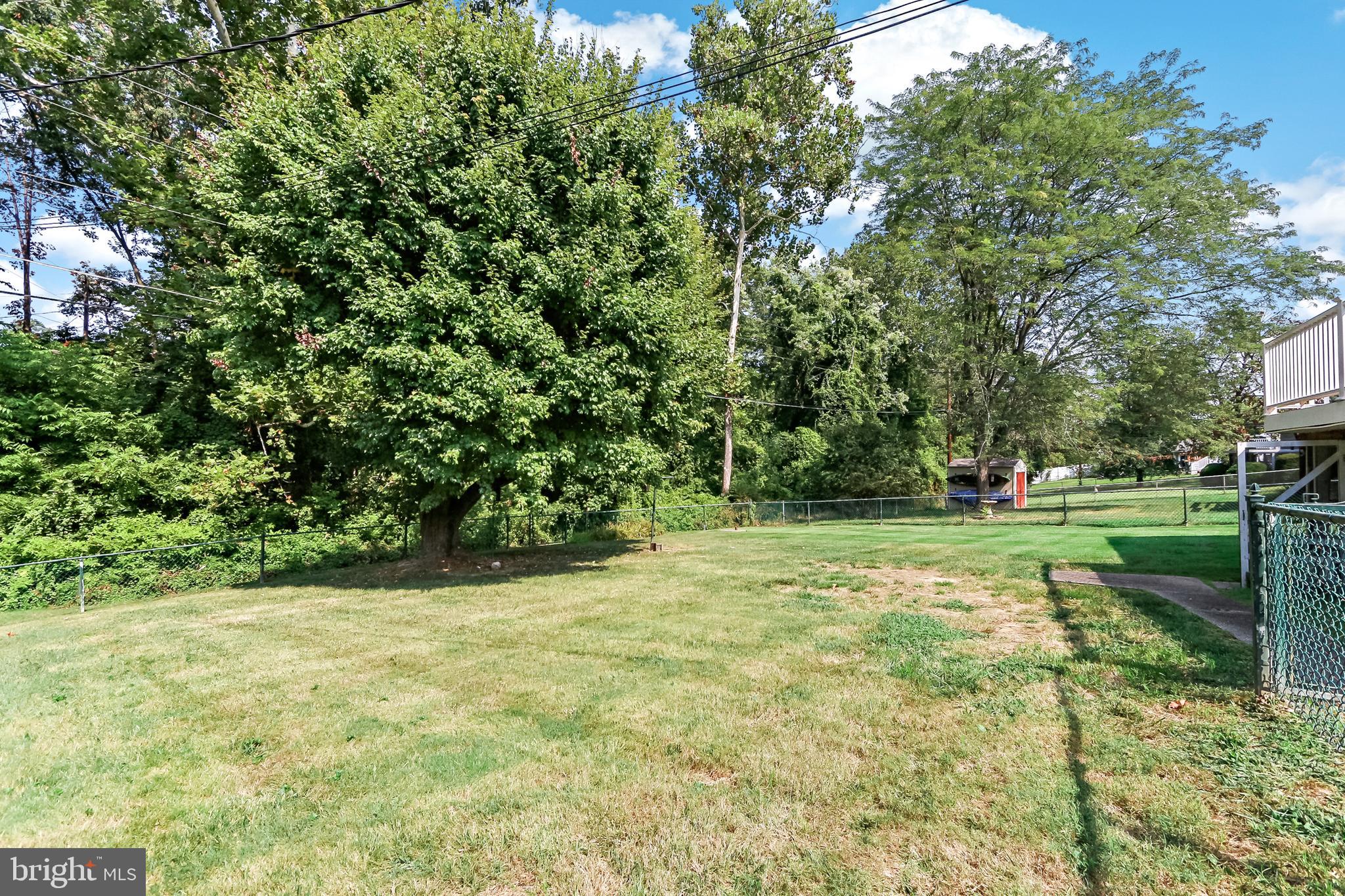 EDGE MEAD - Residential