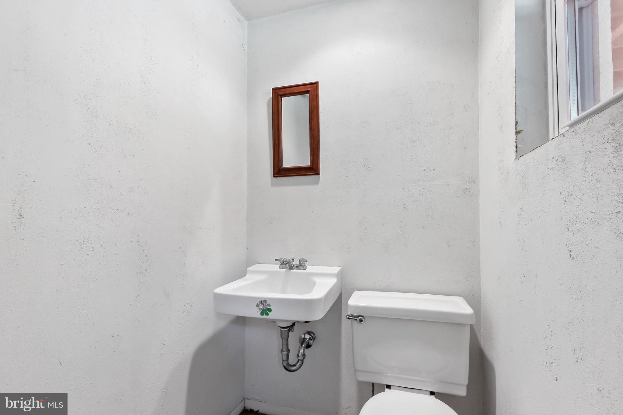 EDGE MEAD - Residential