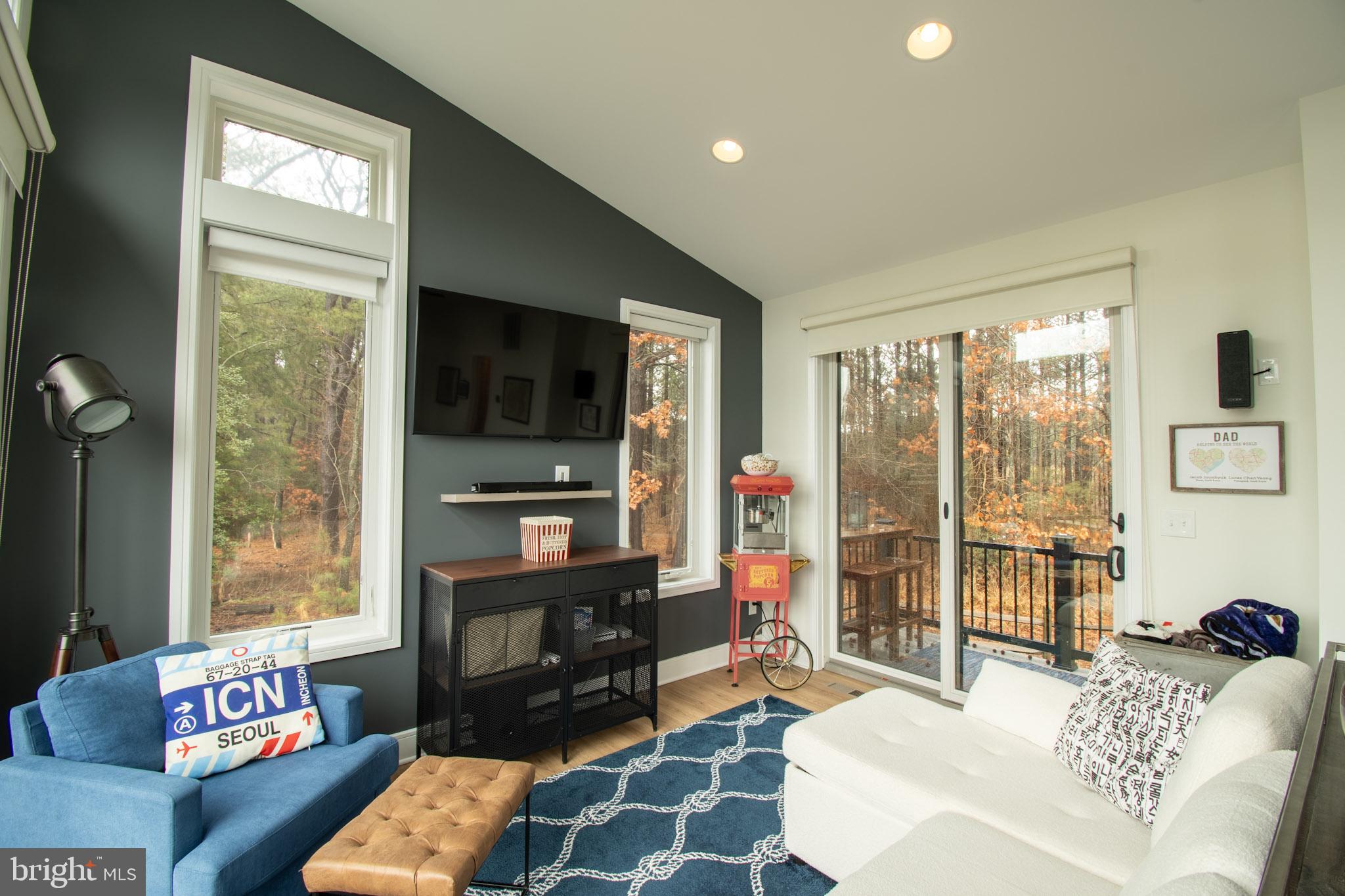 SAN DOMINGO COVE - Residential