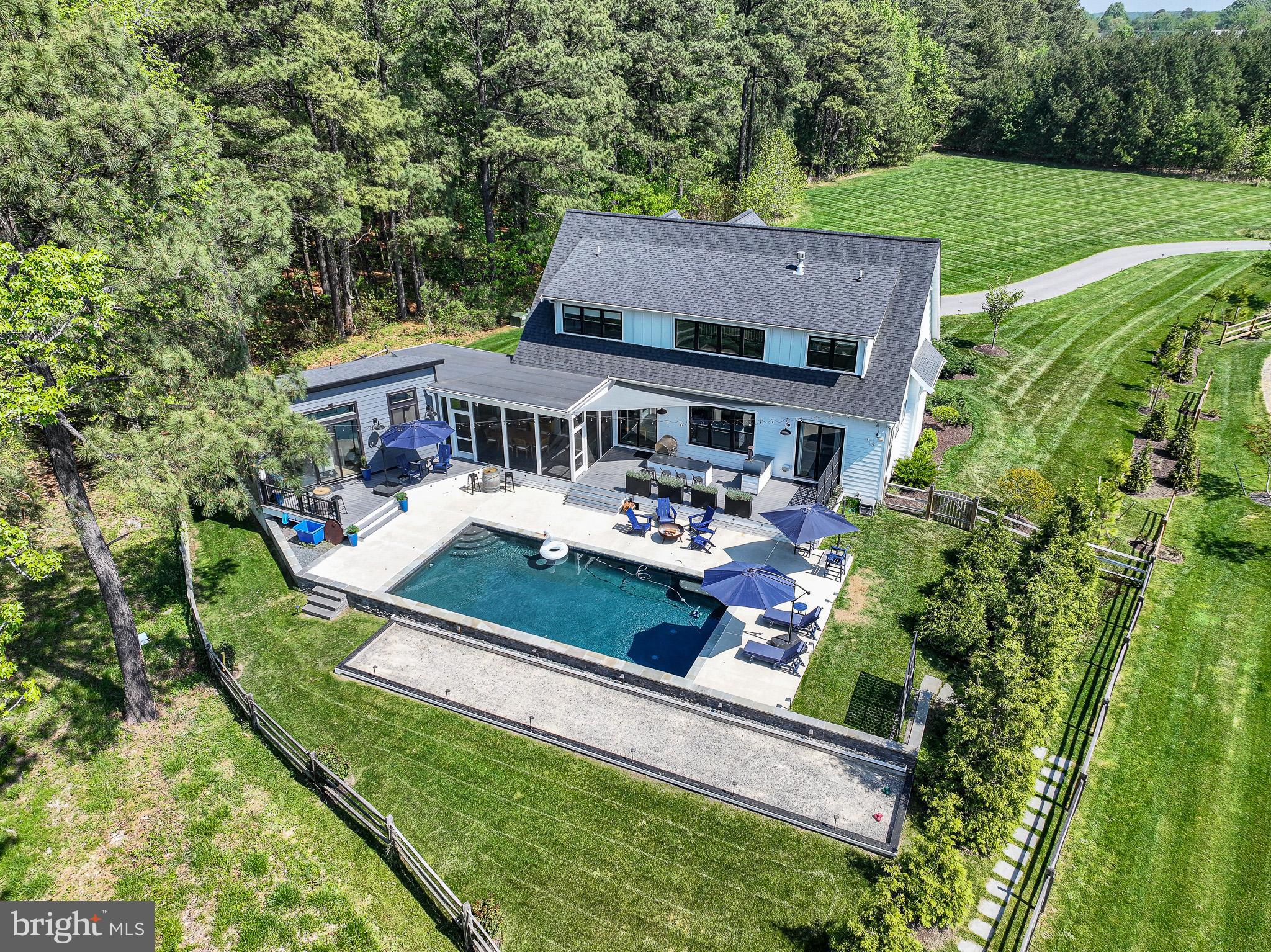 SAN DOMINGO COVE - Residential