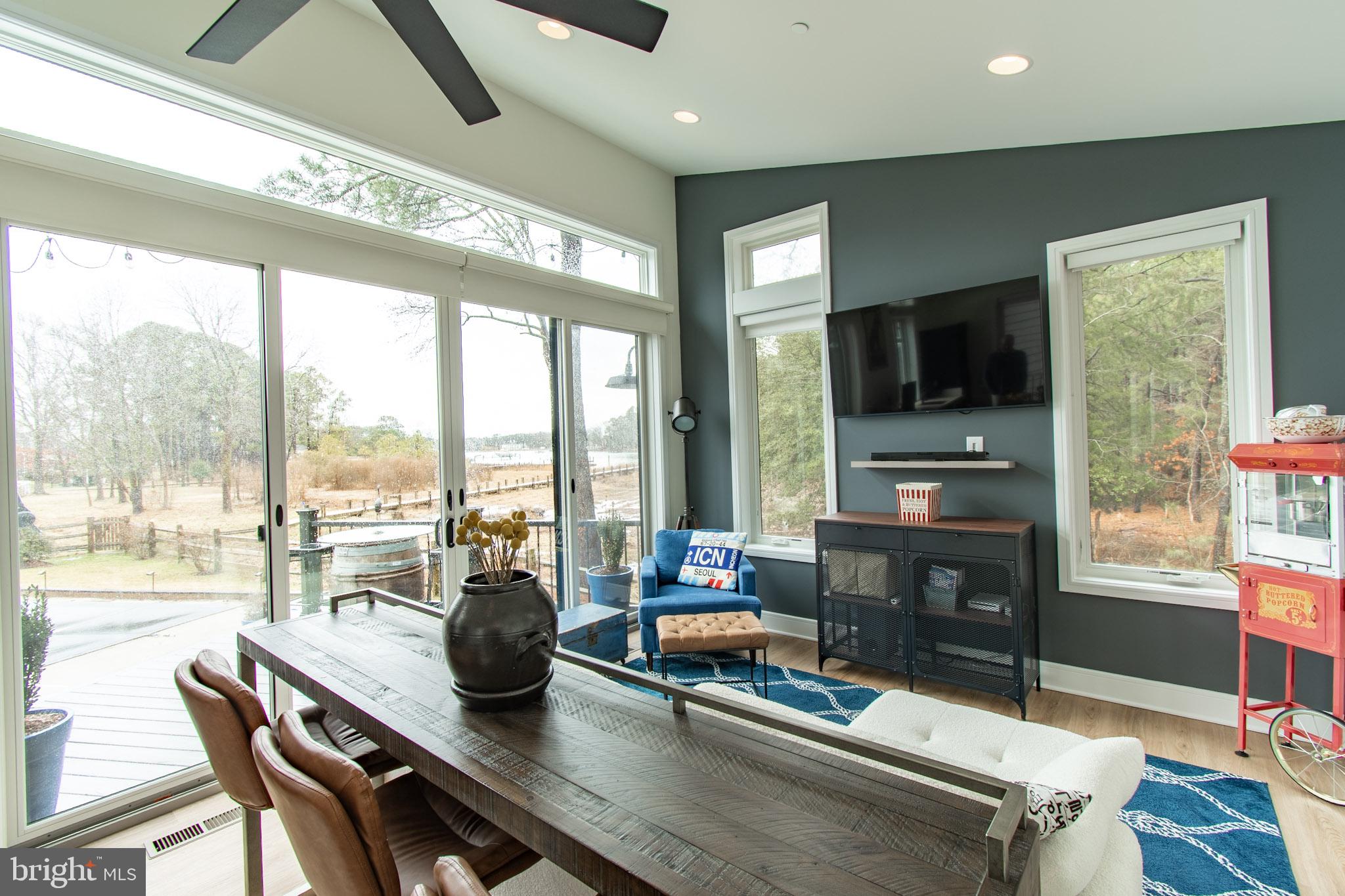 SAN DOMINGO COVE - Residential