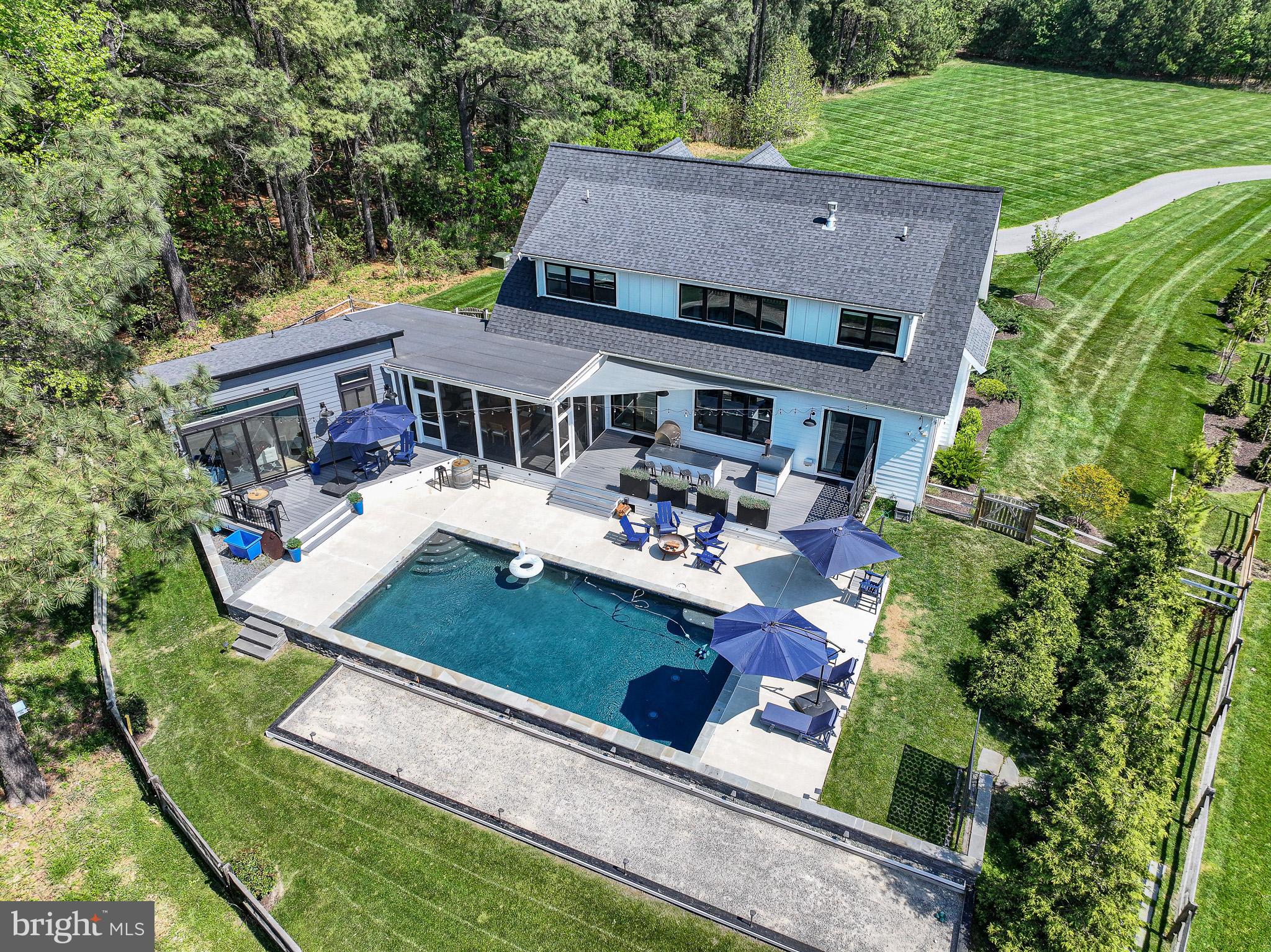 SAN DOMINGO COVE - Residential