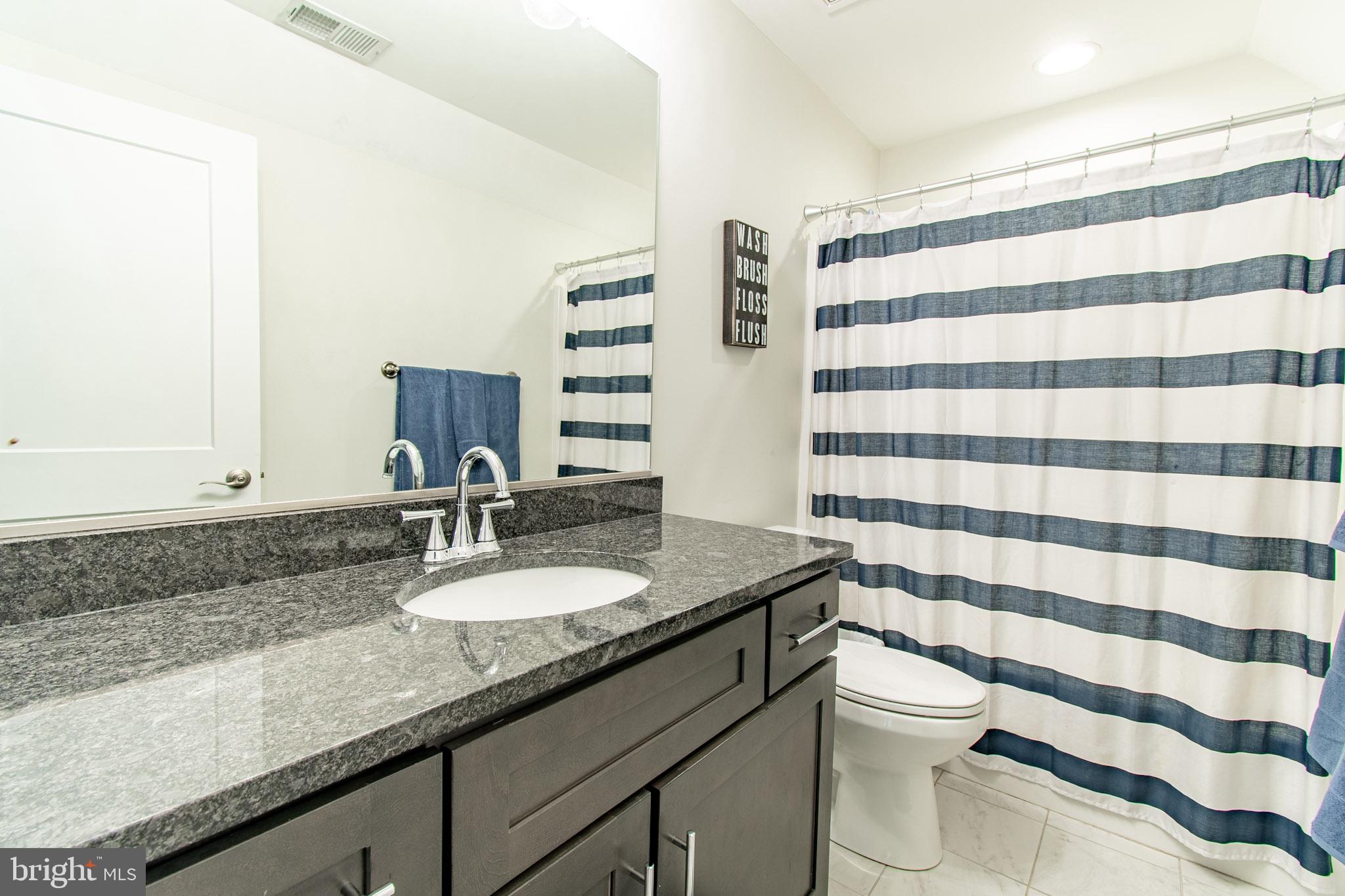 SAN DOMINGO COVE - Residential