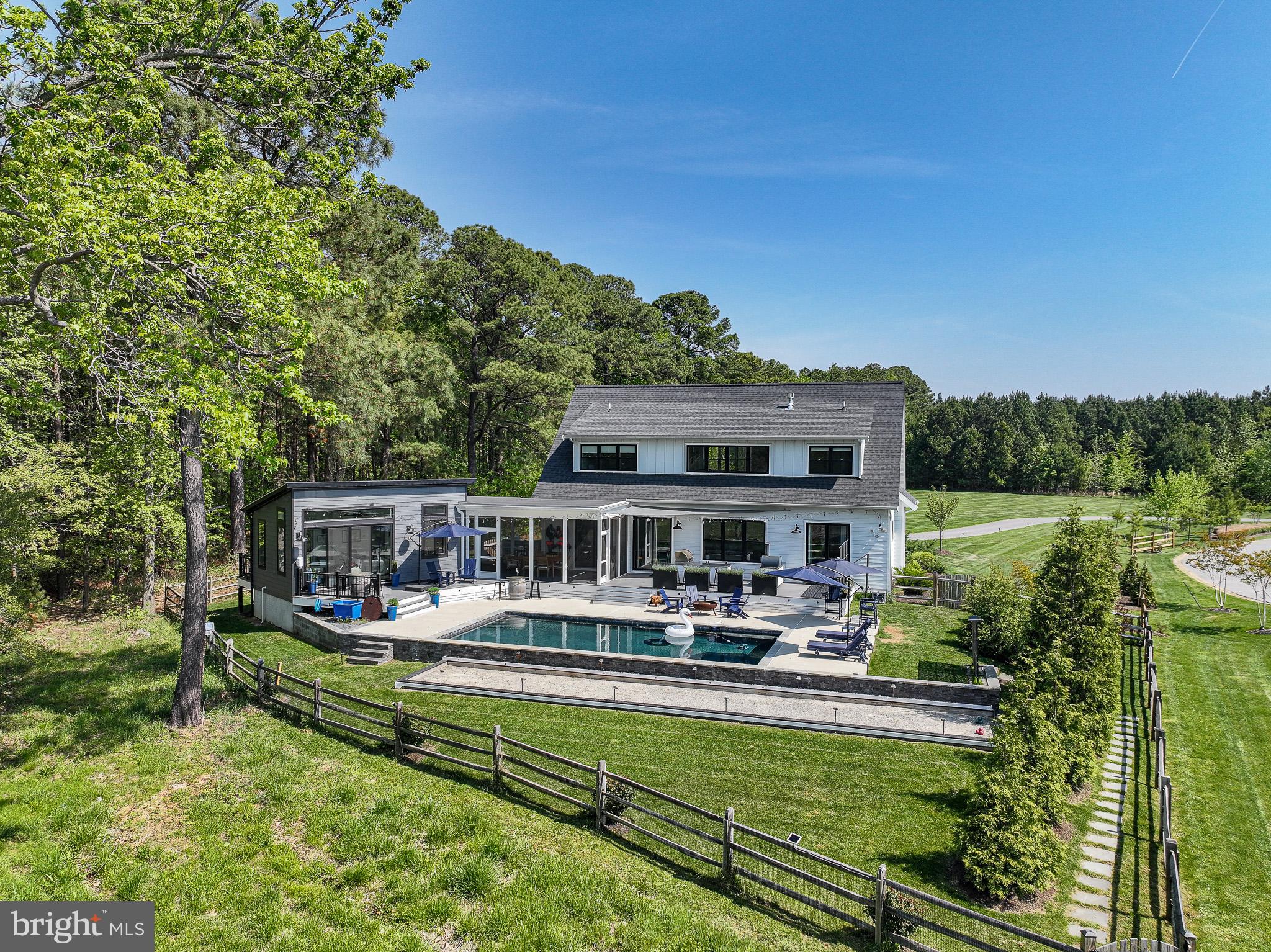 SAN DOMINGO COVE - Residential