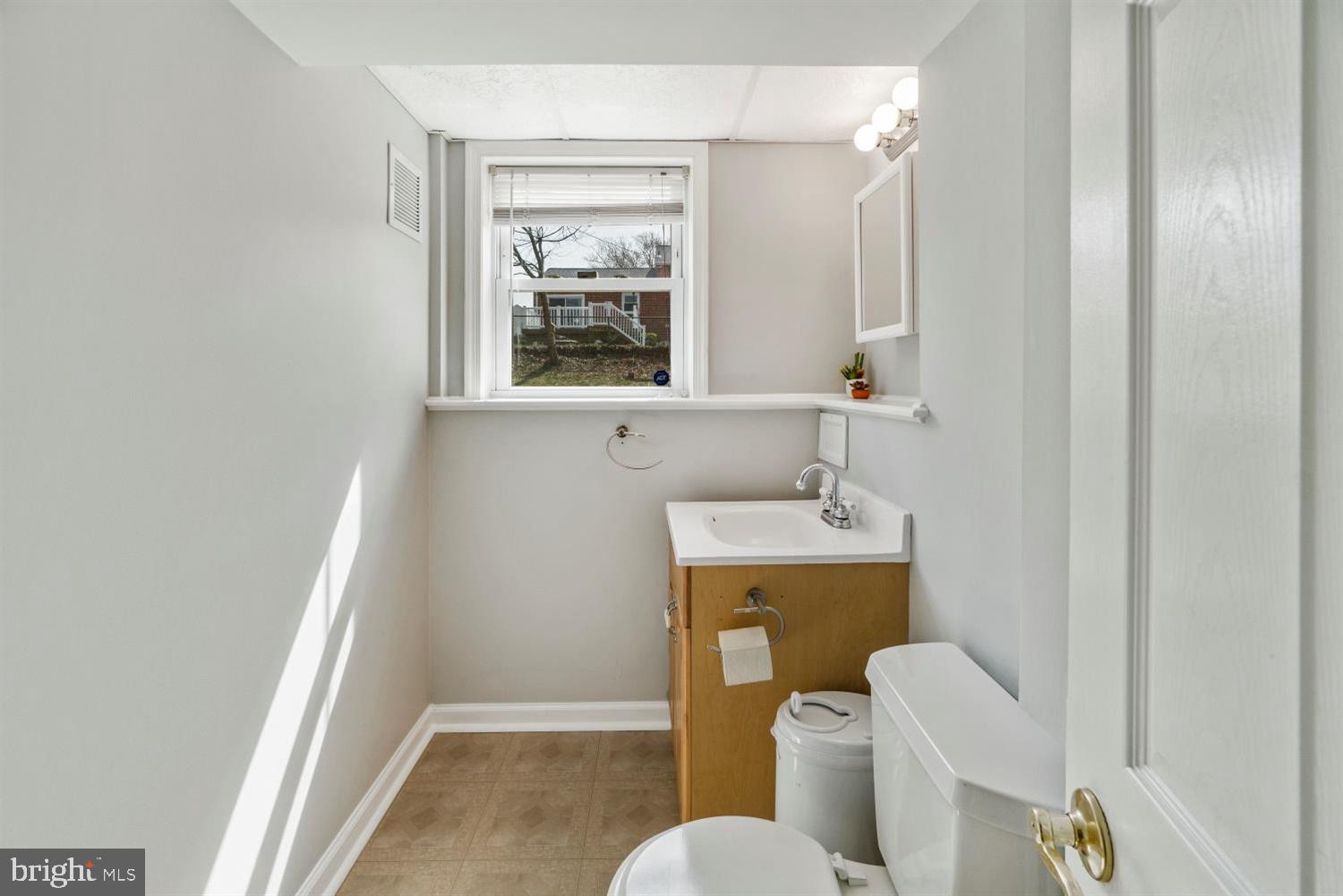 INGLEWOOD - Residential