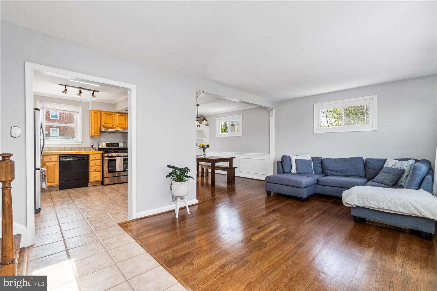 INGLEWOOD - Residential